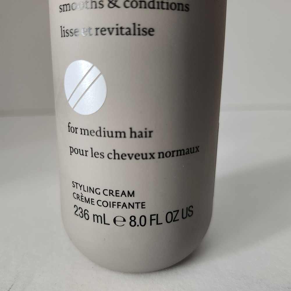 Living Proof Smooth Styling Cream 8 Oz - Picture 6 of 7